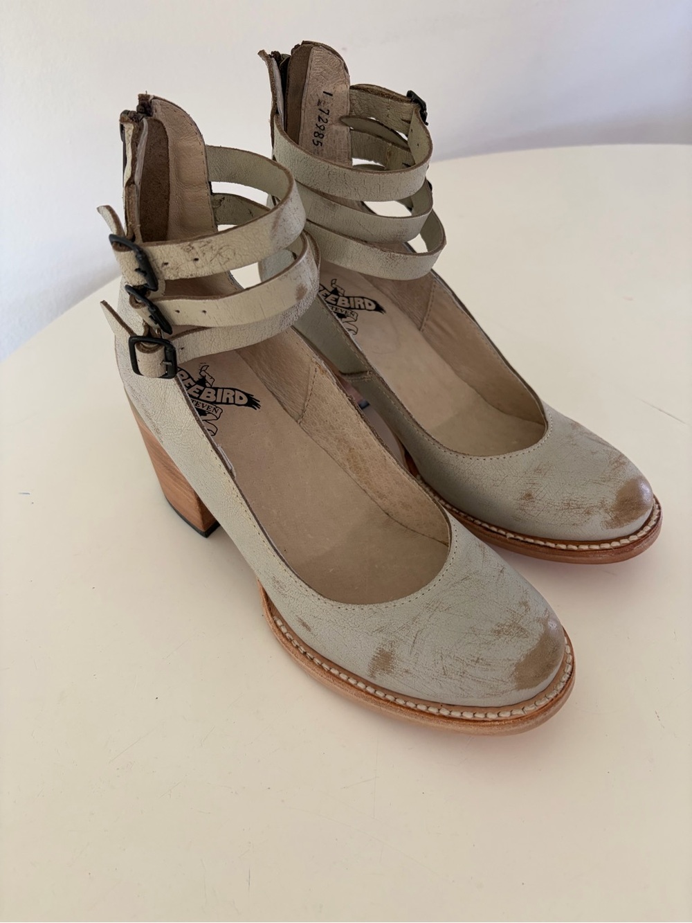 Freebird Randi Three Ankle Strap Chunky Wooden Block Heel Shoes Distressed Cream